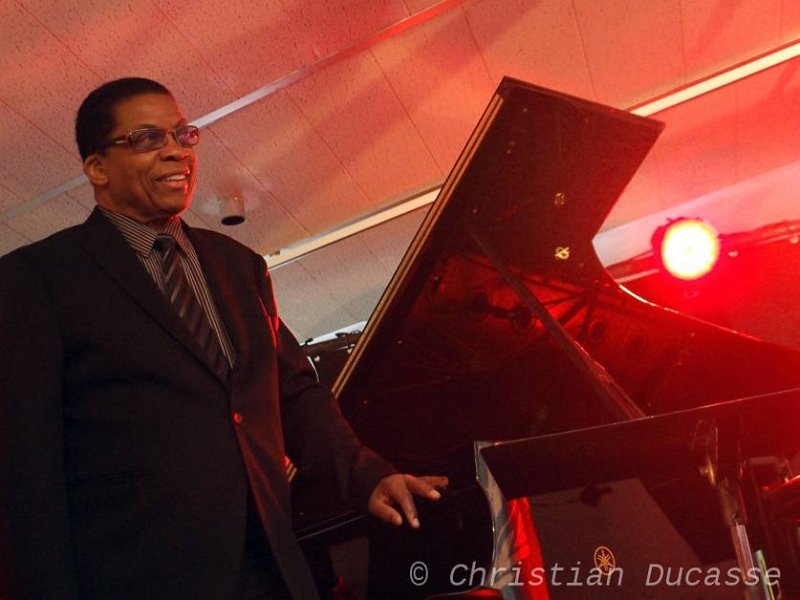 02-Hancock-Herbie_Unesco-avr2012_byDucasse._w.jpg - Herbie Hancock, "ambassadeur de bonne volonté" en ouverture de l'International Jazz Day à l'Unesco, Paris 27 avril 2012
