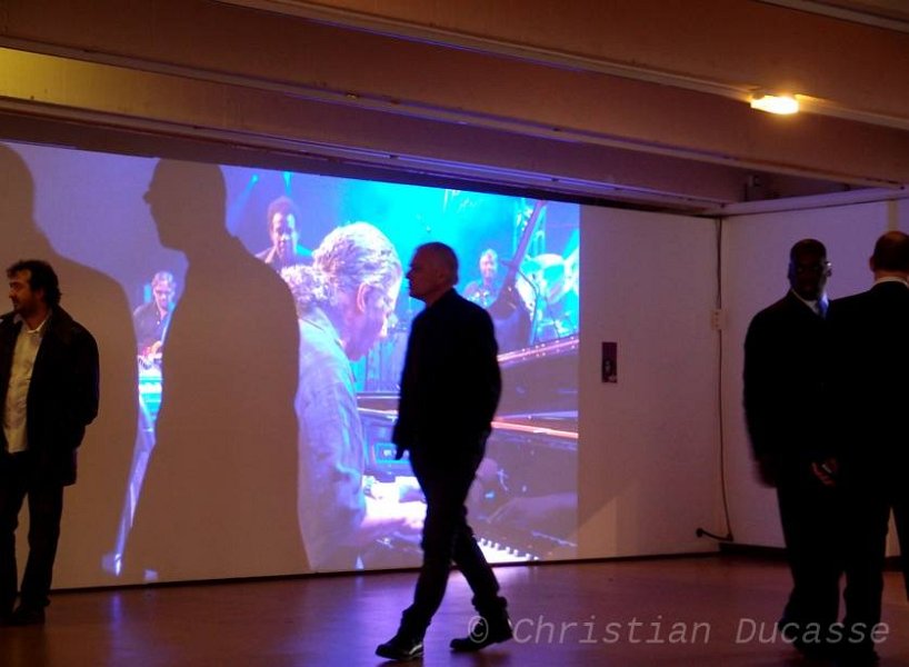13-Unesco-Jazz_avr2012_byDucasse_w.jpg - Écho sur grand écran du festival de Montreux (Return to Forever 2011). International Jazz Day à l'Unesco, Paris 27 avril 2012.