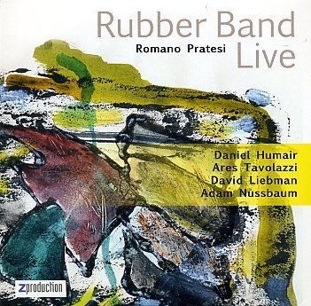 Pratesi-Romano_RubberBandLive_w046.jpg - Romano PRATESI : "Rubber Band Live"Dave Liebman aux saxophones et, selon les plages, Daniel Humair ou Adam Nussbaum à la batterie...Le saxophoniste italien Romano Pratesi et son compère Ares Tavolazzi (contrebasse) se sont trouvé des complices de grande classe pour des concerts enregistrés en 2009 à Rome.Ce Rubber Band existe depuis 2007 (avec D. Humair) et on a plaisir à écouter cette formation qui, si elle ne révolutionne rien dans le monde du jazz, joue avec énergie une musique qui va de Coltrane à Ornette Coleman (en passant par Liebman et des originaux du leader).> ZproductionZPROD 007 / MusicastRomano Pratesi : saxophone ténor, clarinette basse / Daniel Humair : batterie / Ares Tavolazzi : contrebasse / David Liebman : saxophone soprano et ténor, flûte / Adam Nussbaum : batterie01. Crepusculo / 02. Missing persons / 03. Off a bird : 04. Lonley woman / 05.  La danza del Freddo  / 06. free ballad / 07. Complete communion / 08. Nuvole / 09. Indiahttp://www.zproduction.org/modules.php?name=News&file=article&sid=472 | http://www.romanopratesi.it/