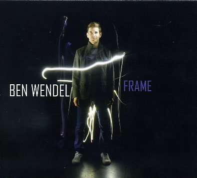 Wendel-Ben_Frame_w001.jpg - Ben WENDEL : " Frame""Frame" est le second album du saxophoniste Ben Wendel, musicien new-yorkais qui, comme nombre de ses contemporains, a suivi un cursus très complet et sérieux dans le domaine musical. La musique proposée dans ce disque  repose sur des compositions bien construites, interprétées avec un sens de l'arrangement qui prouvent que son auteur ne laisse rien au hasard. C'est peut-être cela qui nous perturbe un peu à l'écoute de ce disque : la musique manque un peu trop d'imprévu et d'aspérités pour maintenir notre attention et éviter l'ennui.Notons l'utilisation du basson qui apporte des couleurs originales et un beau dialogue piano-saxophone sur "Con Alma".> Sunnyside - SSC 1308 / NaïveBen Wendel : saxophones, basson et mélodica / Gérald Clayton : piano / Tigran Hamasyan : piano / Nir Felder : guitare / Adam Benjamin : Fender Rhodes / Ben Street : contrebasse / Nate Wood : batterie01. Chorale / 02. Clayland / 03. Con alma / 04. Backbou / 05. Jean and Renata / 06. Blocks / 07. Frame / 08. Leaving / 09. Juliawww.benwendel.com