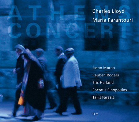 LLoydCharles_FarantouriMaria_Athens.jpg - Charles LLOYD – Maria FARANTOURI : "Athens Concert"Charles Lloyd joue le grand pope othodoxe et accueille la chanteuse grecque Maria Farantouri (qui reste une des interprète privilégiée de la musique de Mikis Maria Theodorakis) dans ce concert athénien. On est bien loin des qualités des précédents enregistrements du saxophoniste en quartet, entre références traditionnelles et jazz coltranien sans âme, l'ensemble semble bien fade et ennuyeux (2 disques !).- Charles Lloyd : saxophone ténor, flûte, taragato / Maria Farantouri : voix / Jason Moran : piano / Reuben Rodgers : contebasse / Eric Harland : batterie / Socratis Sinopoulos : lyre / Takis Farazis : piano. - ECM 2205-06 (2CD)/ Universal Music france - CD 1 : 01. Kratissa ti zoi mou / 02. Dream Weaver / 03. Blow Wind / 04. Requiem / Greek Suite, Part I > 05. Hymnos stin Ayia Triada / 06. Epano sto xero homa / 07. Messa Stous paradissious kipous / 08. Taxidi sta Kythera // CD 2 : 01. Prayer / Greek Suite, Part II > 02. Vlefaro mou / 03. Margaritarenia / 04. Thalassaki Mou / Greek Suite, Part III > 05. Epirotiko Meroloi / 06. Kaegomae kae Sigoliono / 07. Mori kontoula lemonia / 08. Alismono kae haeromae / 09. Tou hel’ to kastron / 10. Yanni Mou - http://player.ecmrecords.com/lloyd_farantouri