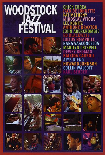 33-WoodStock-Jazz_DVD_w.jpg - WOODSTOCK JAZZ FESTIVAL : "The Woodstock Jazz festival – september 19 1981 – in Woodstock N.Y." Un beau cadeau de Noël pour les nostagiques d'une époque qui connut aussi de grands moments. En 1981, il y eut le mois de mai, porteur de tant d'espoirs en France (souvenirs, souvenirs...) et le mois de septembre à Woodstock (USA). Le 19, le Jazz Festival de cette célèbre localité de l'état de New-York. Ce jour-là se succédèrent sur la scène, se rencontrèrent et se croisèrent back-stage une incroyable brochette de musiciens qui marquèrent, marquent et marqueront longtemps l'histoire du jazz. On rêve en voyant et en écoutant l'incroyable final qui réunissait Anthony Braxton, Chick Corea, Lee Konitz, Pat Metheny, Miroslav Vitous et Jack de Johnette. Un document qui fera un beau cadeau de Noël pour les fans de cette époque (et pour les autres qui la découvriront !).- Réédition Gravity WNRD2501 / DG diffusionFormations avec : Chick Corea : piano / Jack DeJohnette : batterie / Pat Metheny : guitares / Miroslav Vitous : contrebasse / Lee Konitz : saxophone alto / Anthony Braxton : saxophones, clarinettes / John Abercrombie : guitare / Ed Blackwell : batterie / Julius Hemphill : saxophones / Nana Vasconcelos : percussions / Marilyn Crispell : piano / Dewey Redman : saxophones / Baikida Caroll : trompette / Aiyb Dieng : percussion / Howard Johnson : saxophone baryton / Karl Berger : vibraphone, percussions.8 formations, successivement – durée 60 minutes.> http://www.douglasrecords.com/WoodJazzDVD.htm
