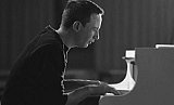 Frédéric Nardin, pianiste, en Bourgogne.