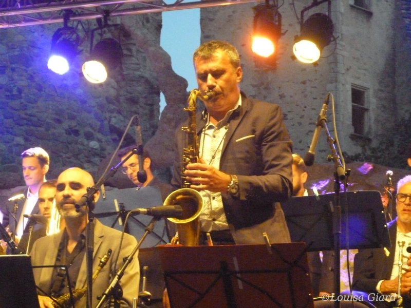Fabien Mary & The Vintage Orchestra au chateau de Tallard (05)