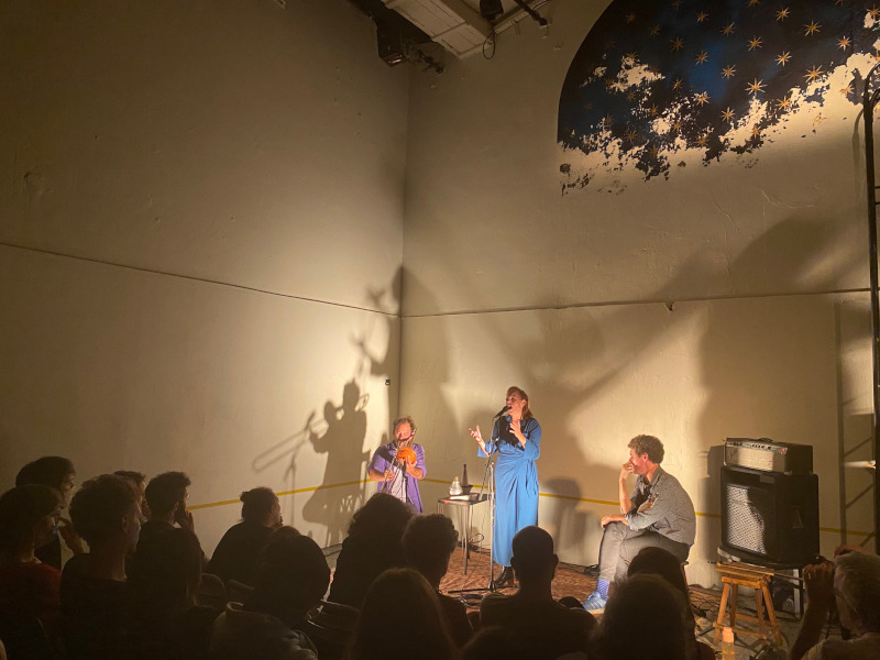 Elise Dabrowski Trio-Parking