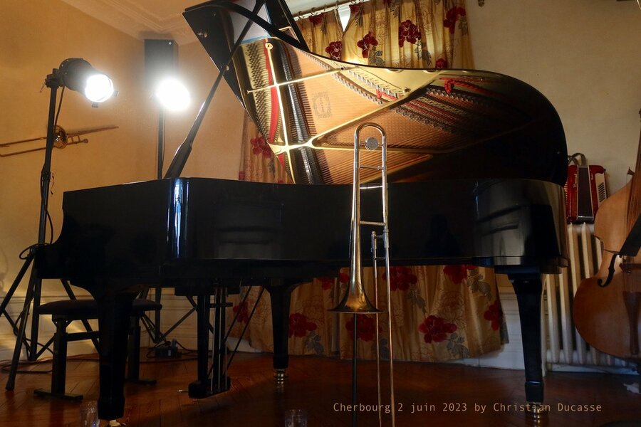 Francois Chesnel - Thierry Lhiver duo chez l'habitante, 2 juin 2023.