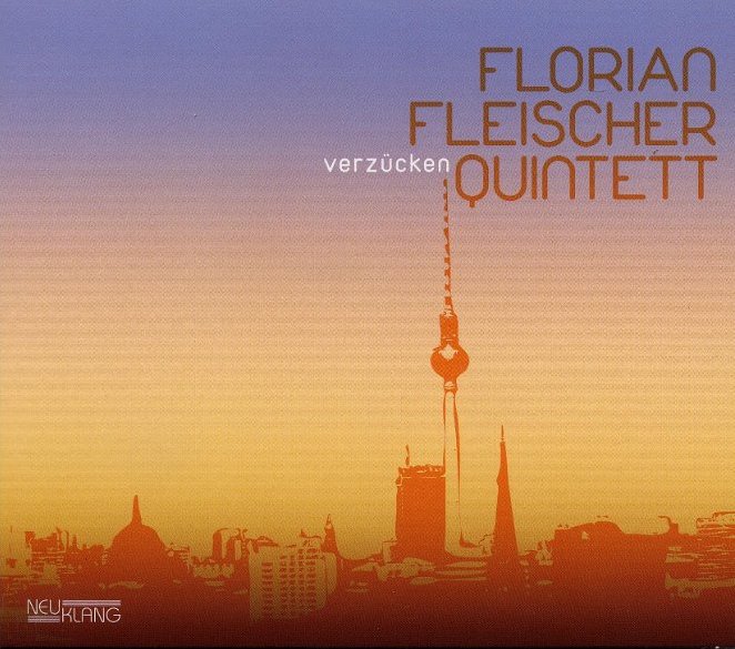 10-Fleischer-Florian_Versuchen_w.jpg - Florian FLEISCHER Quintett : "Verzüchen" Le guitaristeFlorian Fleischer nourrit une passion pour Berlin qui transparaît dans la suite en 5 mouvements qui ouvre ce premier album. Si l'esthétique générale semble assez conventionnelle, dans l'esprit du jazz mélodique acoustique/électrique actuel, on remarquera que ces musiciens possèdent un potentiel appréciable. Ils ont fait le choix de conserver une certaine spontanéité en enregistrant sans avoir multiplié les répétitions et les prises, ce qui contribue à donner de la fraîcheur à cette musique. Un nom à retenir et une formation à découvrir en concert !- NeuKlang NCD4060 / Codaex (disponible le 06 janvier 12)Florian Fleischer : guitare / Jens Böckamp : saxophone / Etienne Nillesen : batterie / Oliver Lutz : contrebasse / Philipp Rüttgers : piano et synthétiseur01. Berlin – Die Stadt / 02. Berlin – Versüchen / 03. Berlin – Erkennen / 04. Berlin – Begreifen / 05. Berlin – Klarheit / 06. Apple Tree / 07. Silly Season / 08. Die Große Leere / 09. Jaloezie n°1> http://www.bauerstudios.de/de/data/shop/6353/ncd4060.html