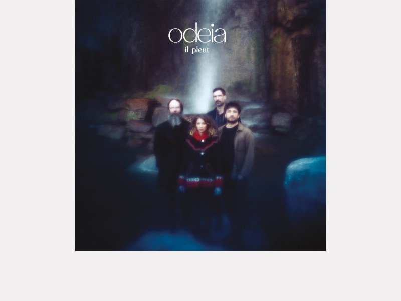 ODEIA . Il pleut