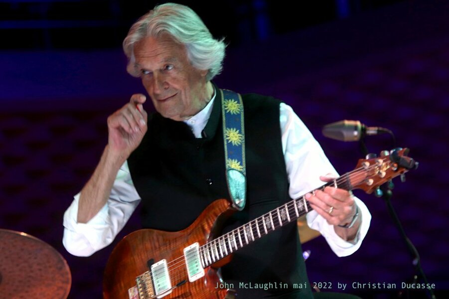 John McLaughlin & The 4th Dimension 23 mai 2022 Boulogne Billancourt